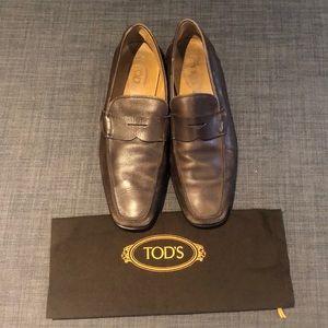Tod’s Men’s Brown Leather Size 8 Shoes